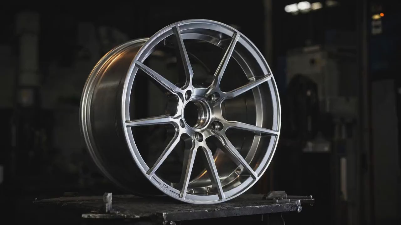 IQS forged wheel rotating in the workshop